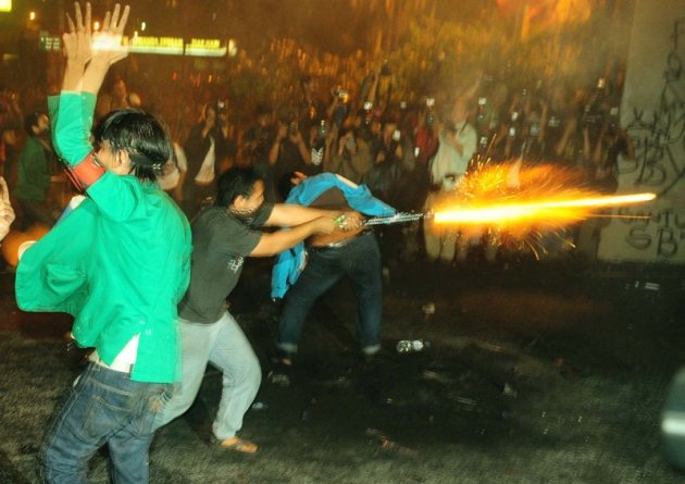 indonesia-protest-1