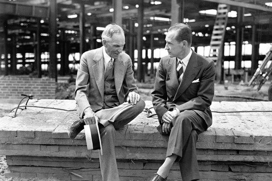 MK-CE286_FORDFA_G_20130625185747