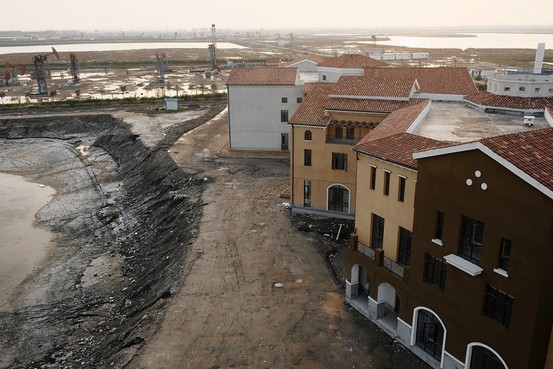 AI-CC477_CBANG_G_20130724141837