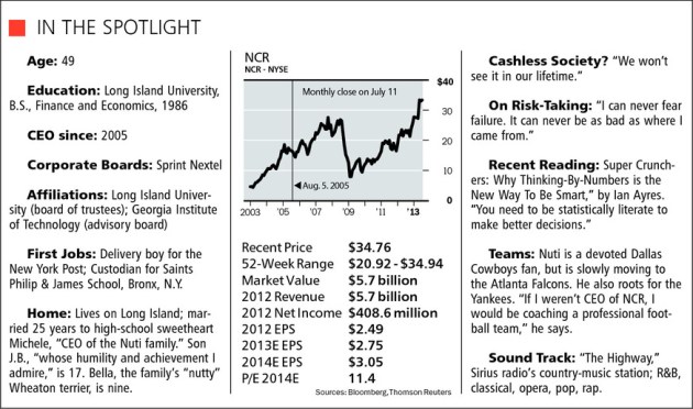 ON-BB524_SPOTLI_G_20130713003915