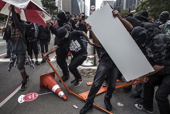 OB-YV037_brprot_G_20130907185425