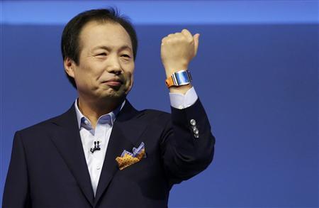 Shin President and CEO head of IT and Mobile Communication division of Samsung presents the Samsung Galaxy Gear smartwatch at IFA consumer electronics fair in Berlin