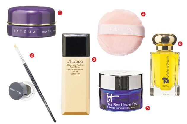 BN-AV744_vanity_J_20131219155757