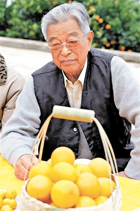 褚時健-201143F_2013資料照片_copy1